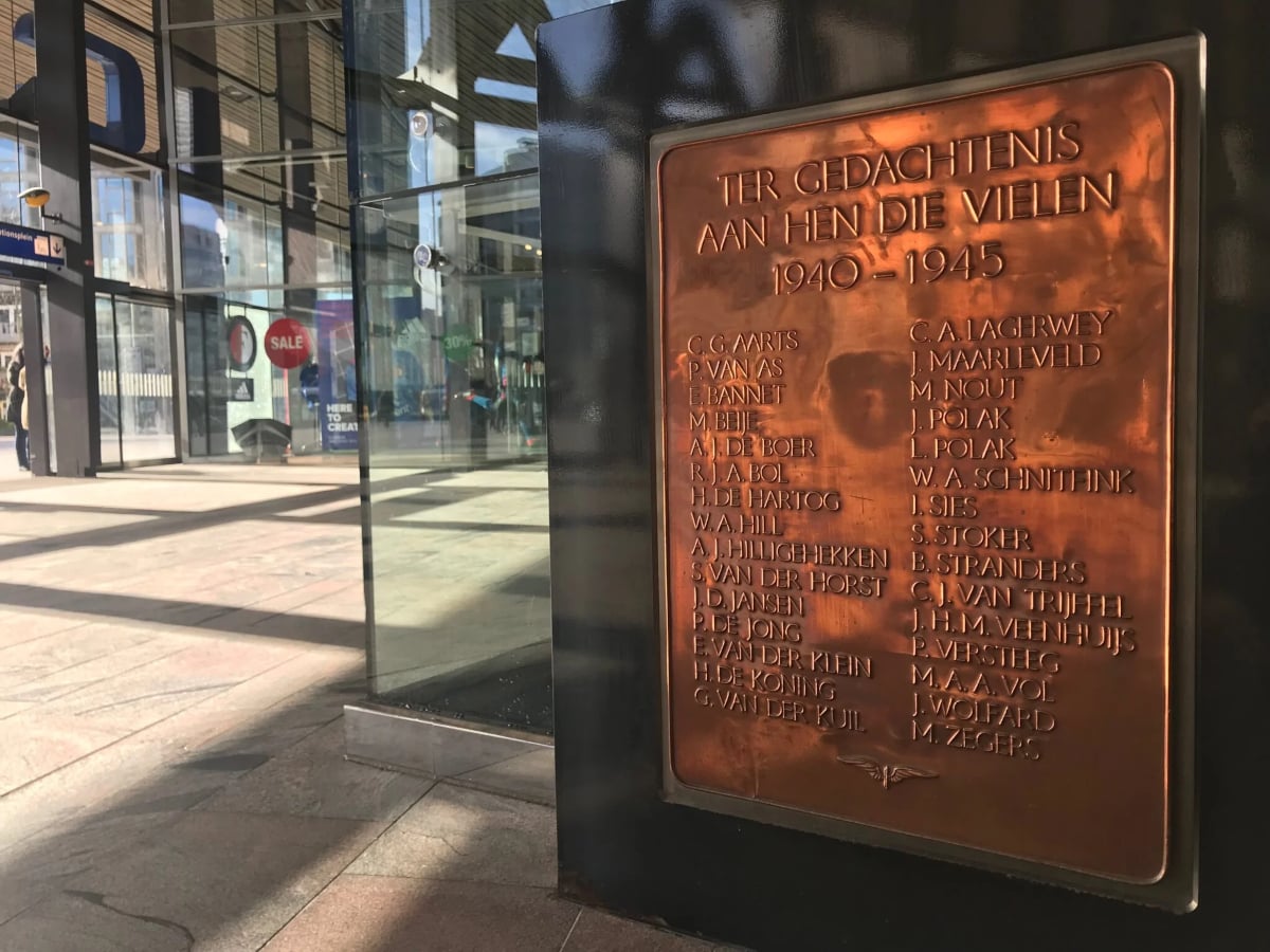 Plaquette Rotterdam CS